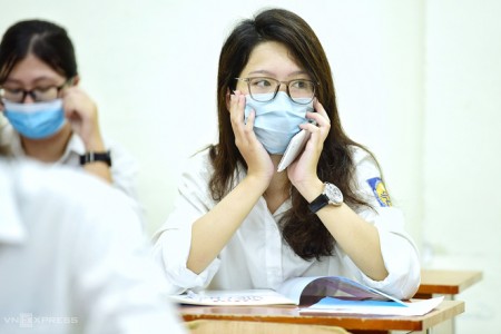 Hà Nội: Hơn 100.000 thí sinh thi tốt nghiệp THPT không được rời TP